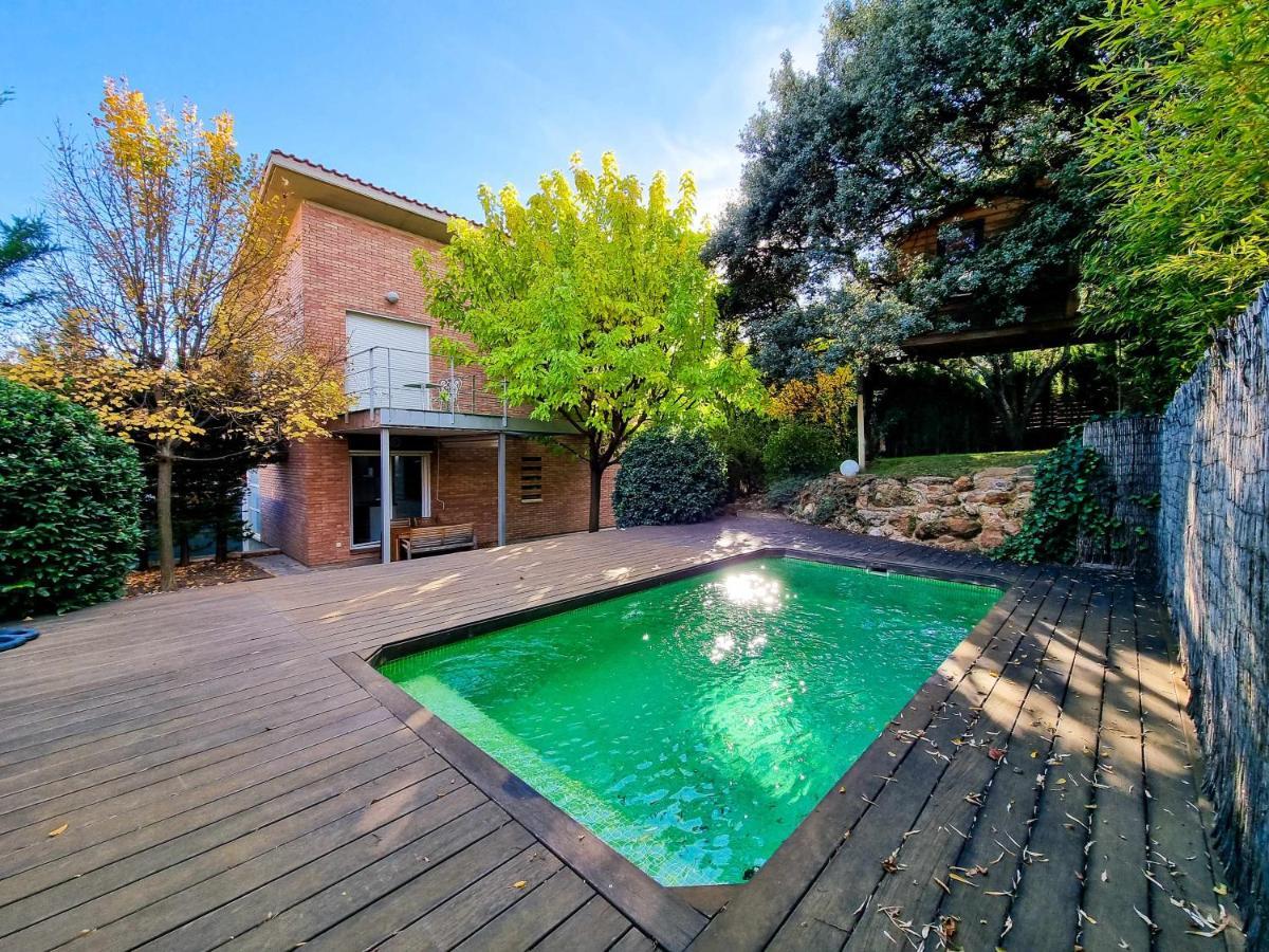Villa Guara Golf Y Pool Comotucasa Nueno Esterno foto