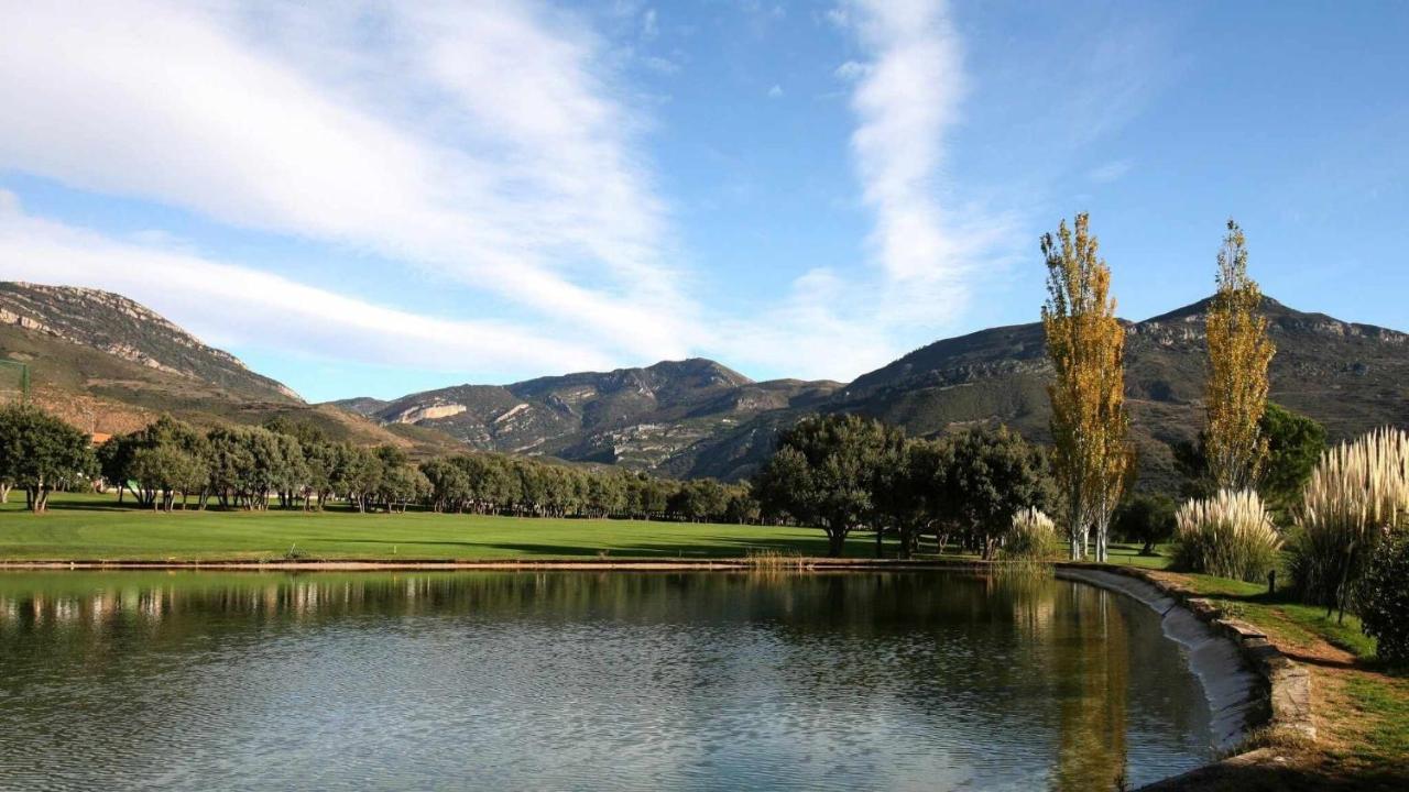 Villa Guara Golf Y Pool Comotucasa Nueno Esterno foto